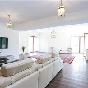 5 bedroom villa with two pools near Tivat, sleeps 10